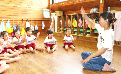 リトミック教室（年少々・年少）
